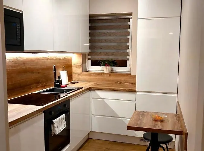 Apartament Sajowy Z Miejscem Postojowym W Garazu Podziemnym